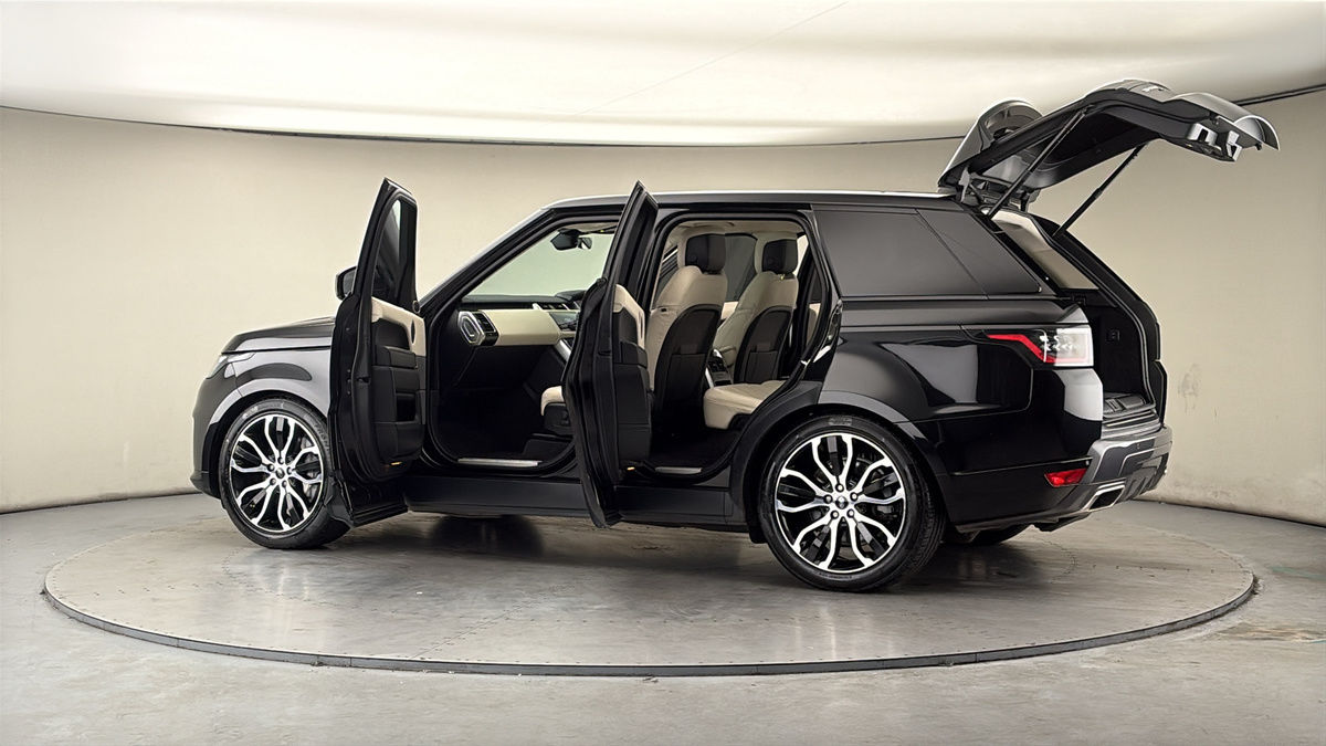 More views of Land Rover Range Rover Sport