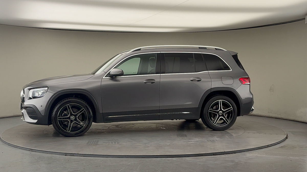 More views of Mercedes-Benz GLB