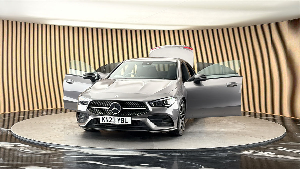 More views of Mercedes-Benz CLA