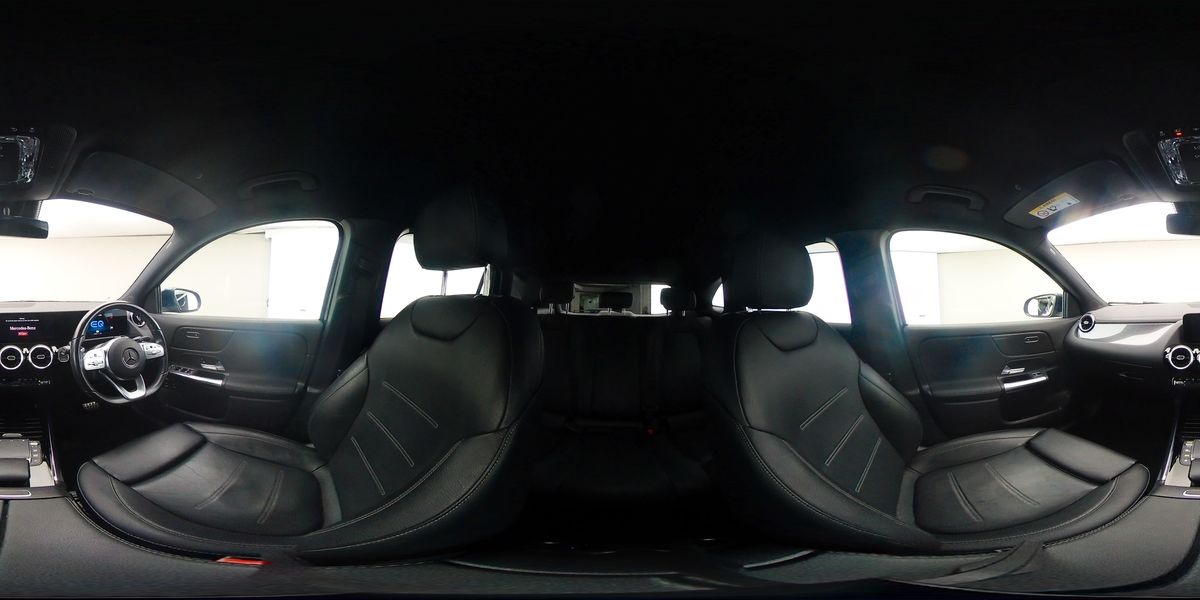 More views of Mercedes-Benz GLA