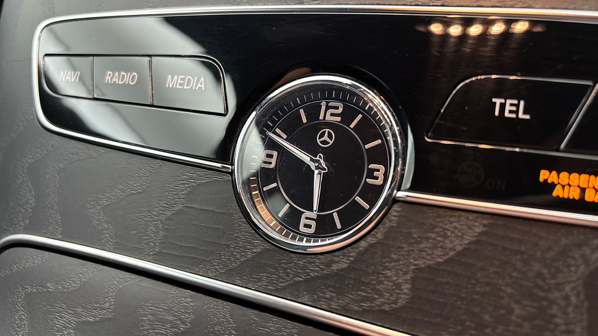 Mercedes-Benz C Class Image 11