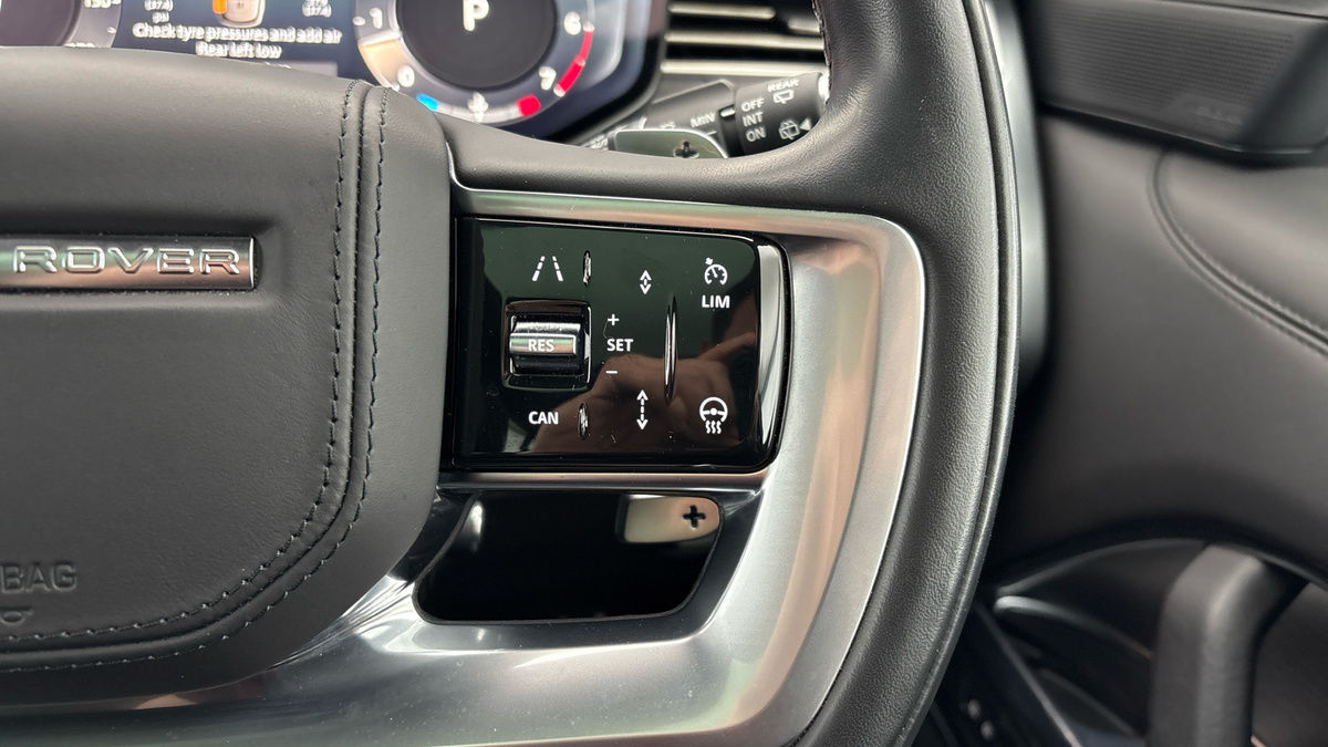 Land Rover Range Rover Image 14