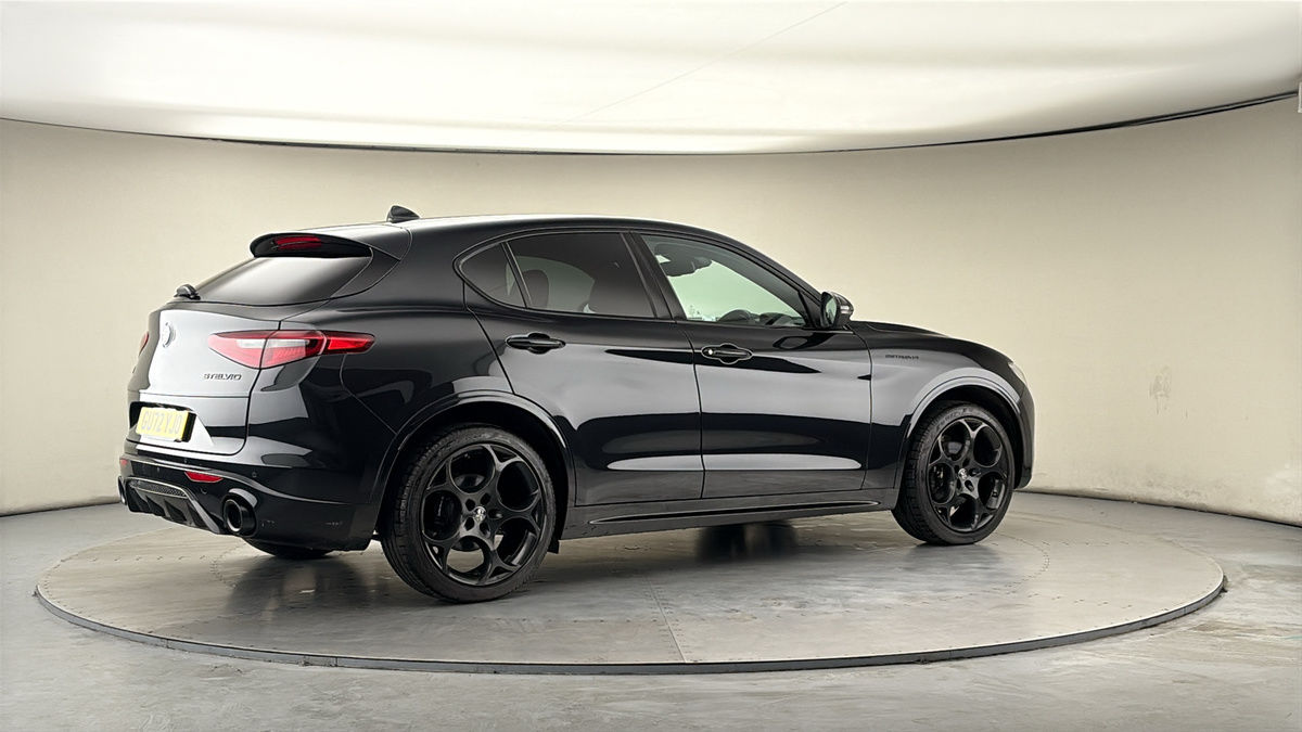 More views of Alfa Romeo Stelvio