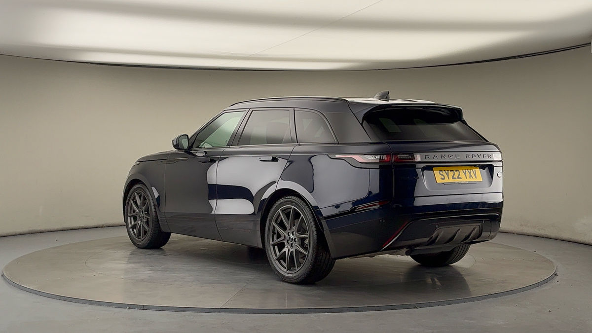 Land Rover Range Rover Velar Image 2