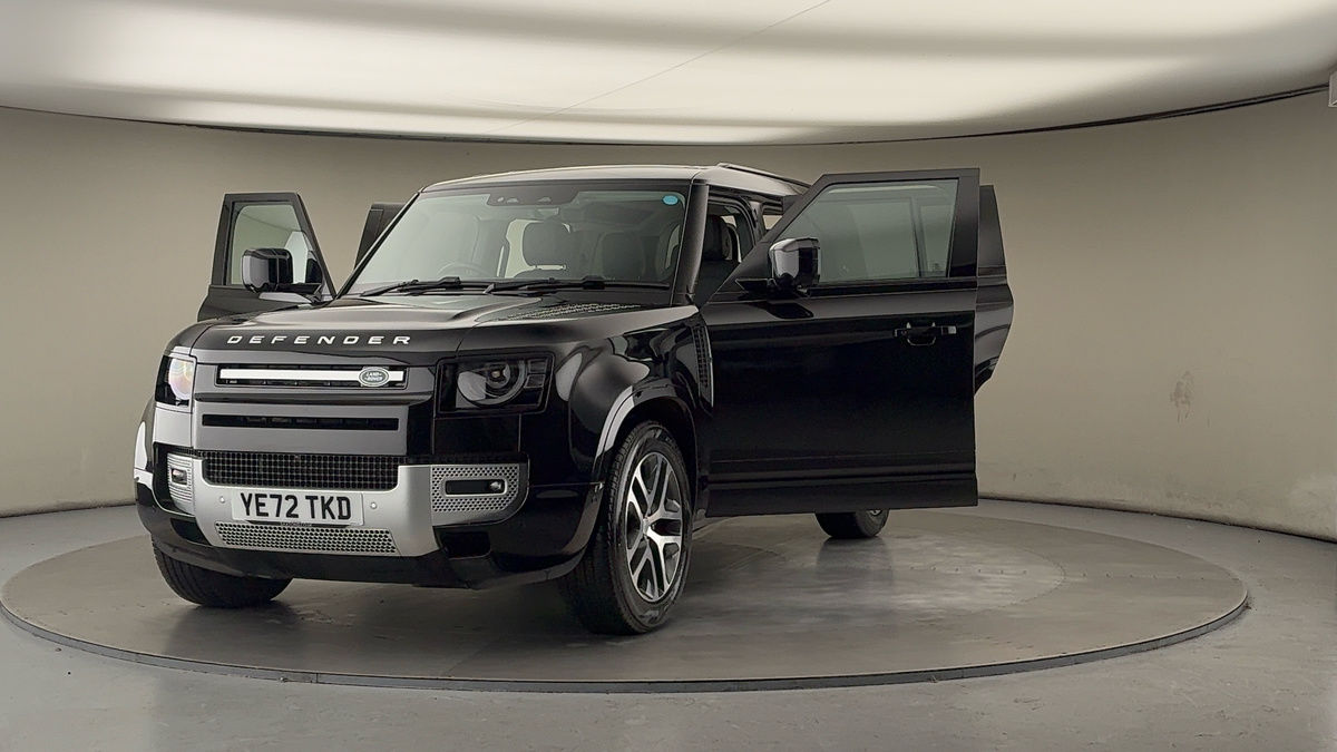 More views of Land Rover Defender 110