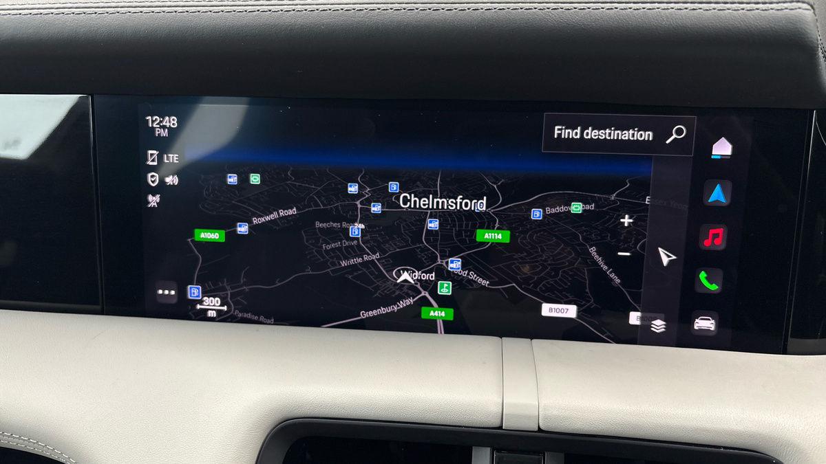 Porsche Taycan Image 17