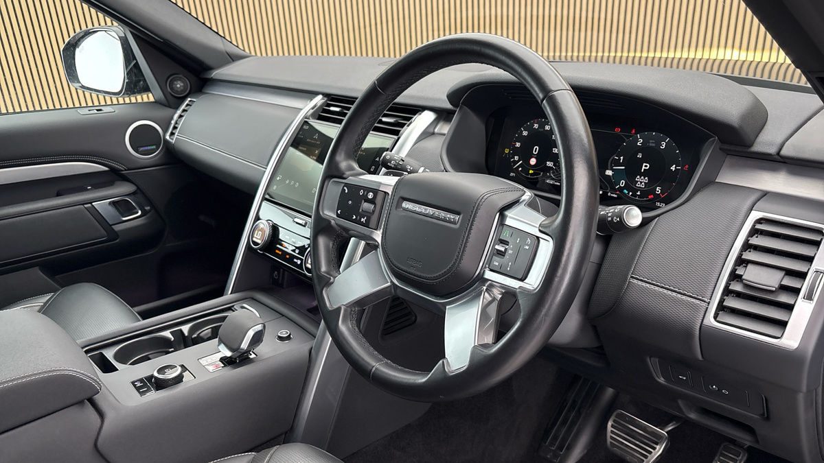 Land Rover Discovery Image 5