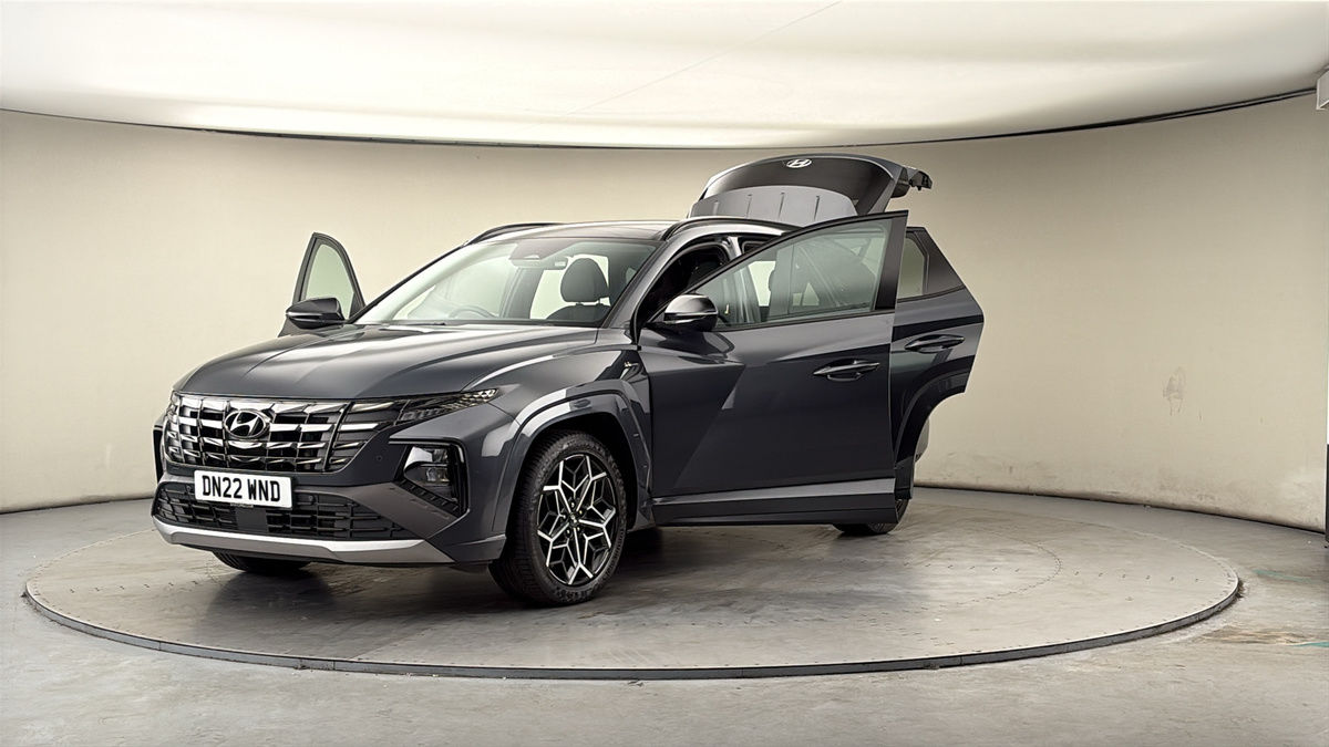 More views of Hyundai TUCSON