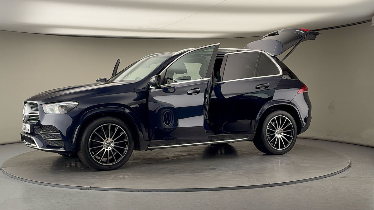 More views of Mercedes-Benz GLE