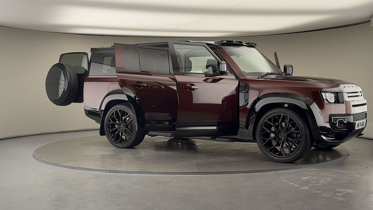 More views of Land Rover Defender 130