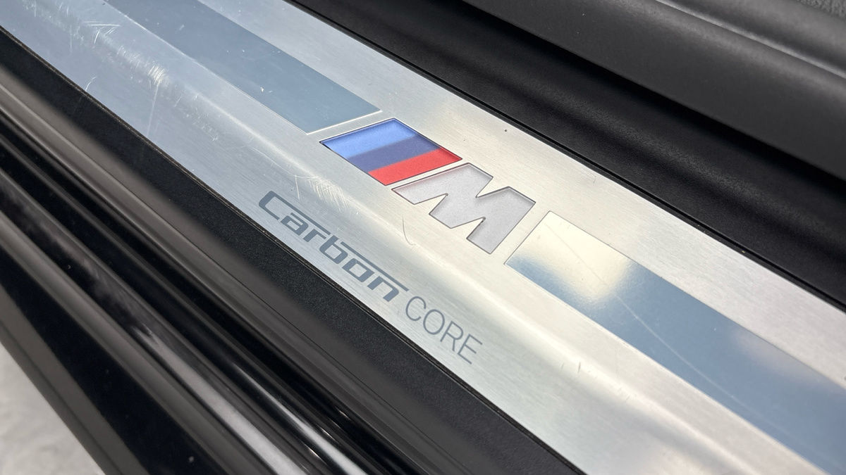 BMW 8 Series Image 9