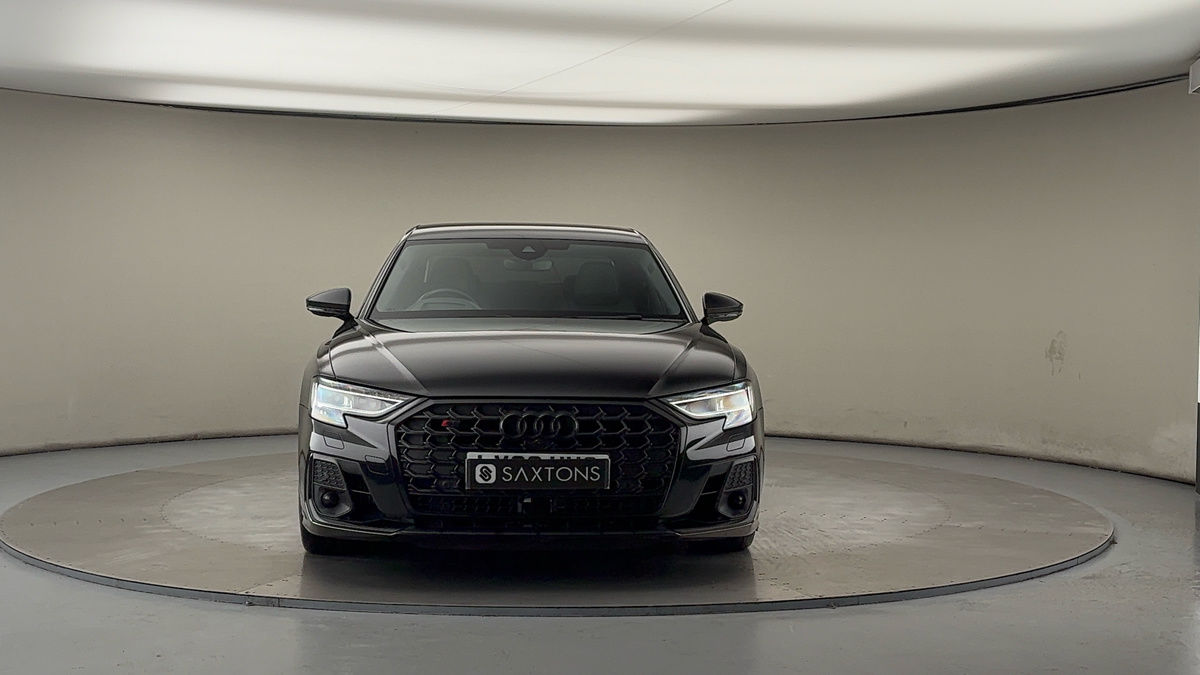 More views of Audi S8