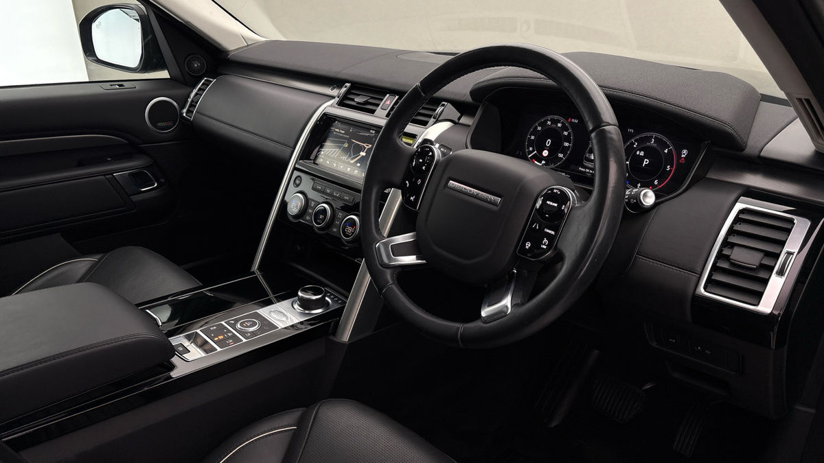 Land Rover Discovery Image 5