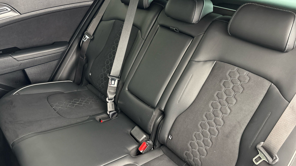 Kia Sportage Image 8