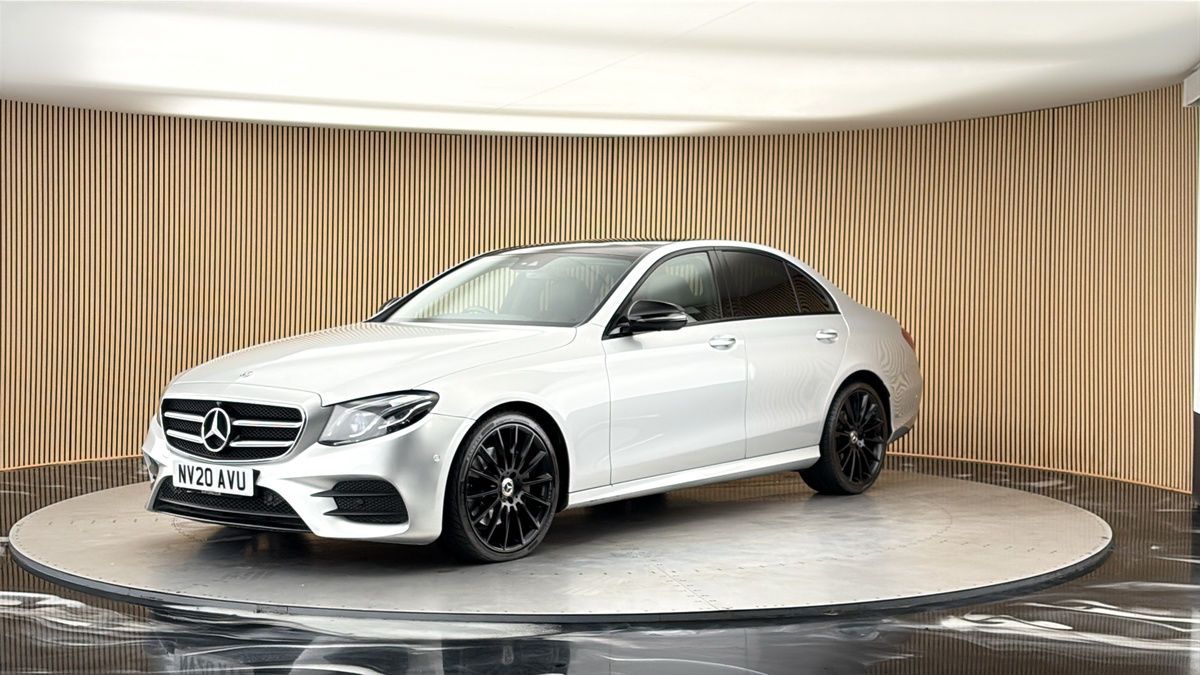 Mercedes-Benz E Class Image 20