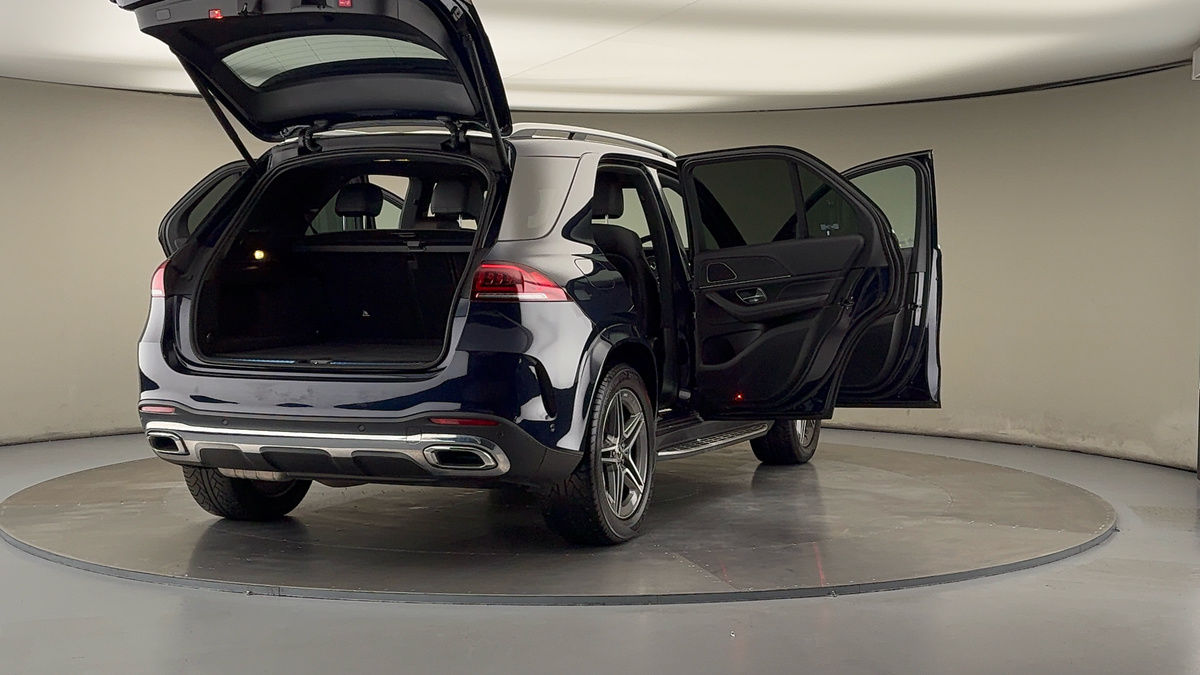 More views of Mercedes-Benz GLE