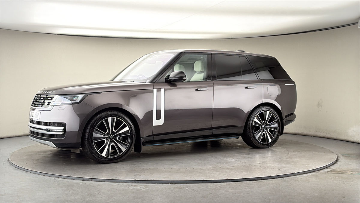 More views of Land Rover Range Rover