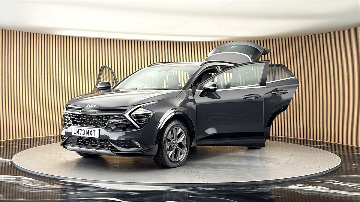 More views of Kia Sportage