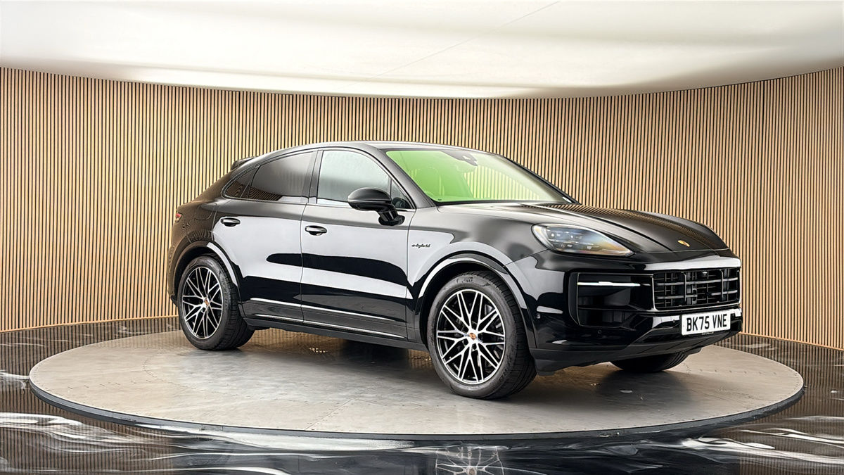 More views of Porsche Cayenne