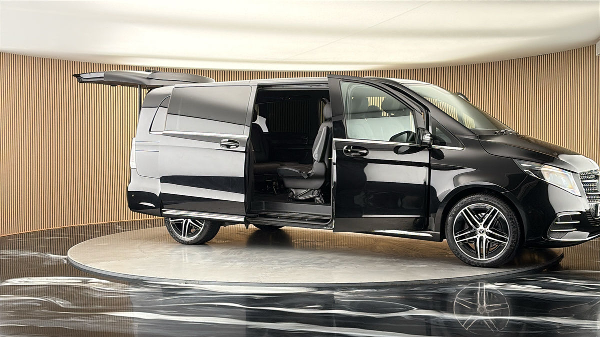 More views of Mercedes-Benz V Class
