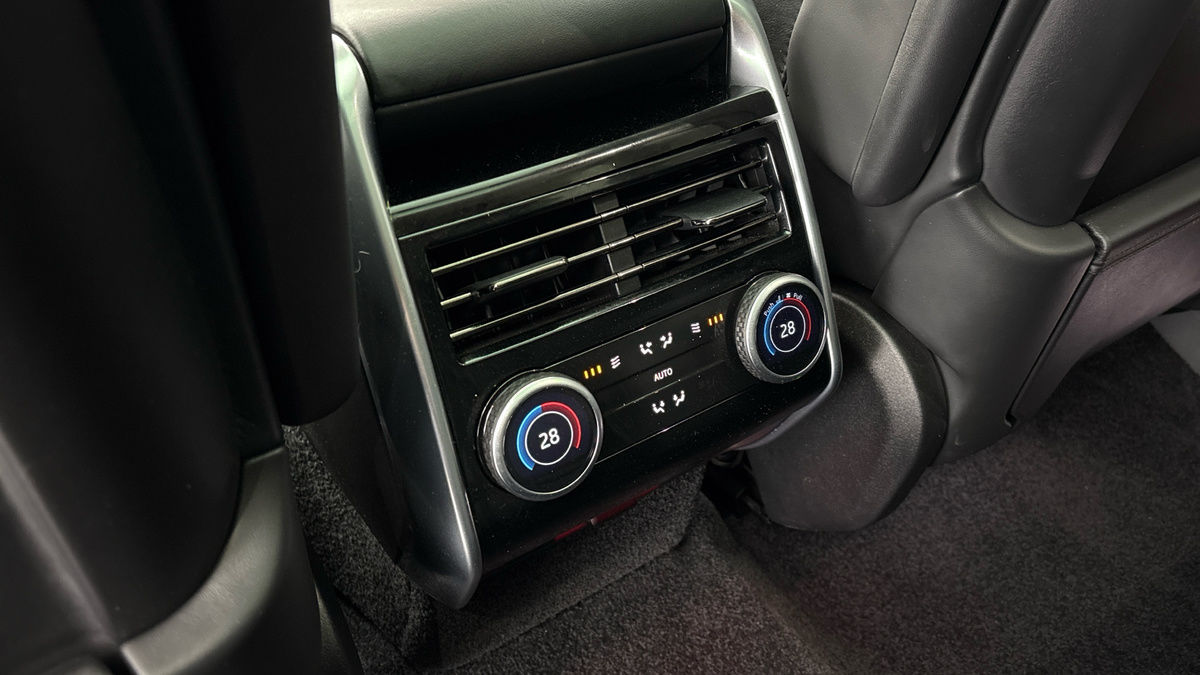 Land Rover Range Rover Image 29