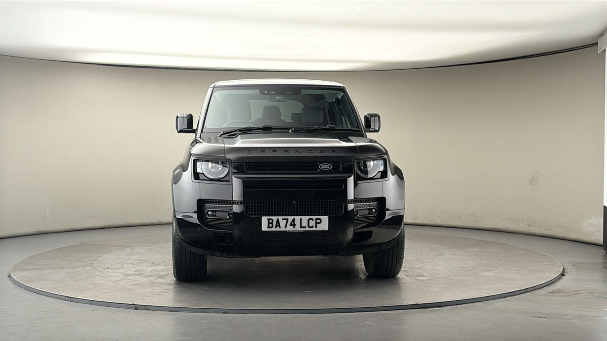 More views of Land Rover Defender 90