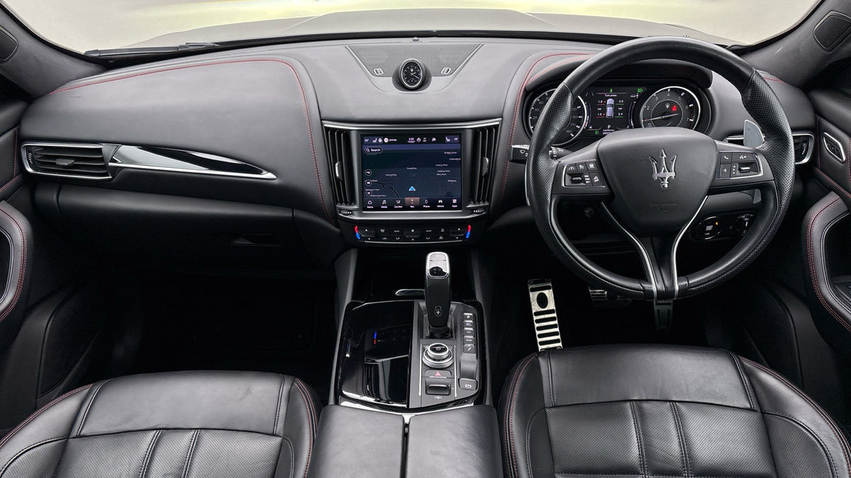 Maserati Levante Image 12