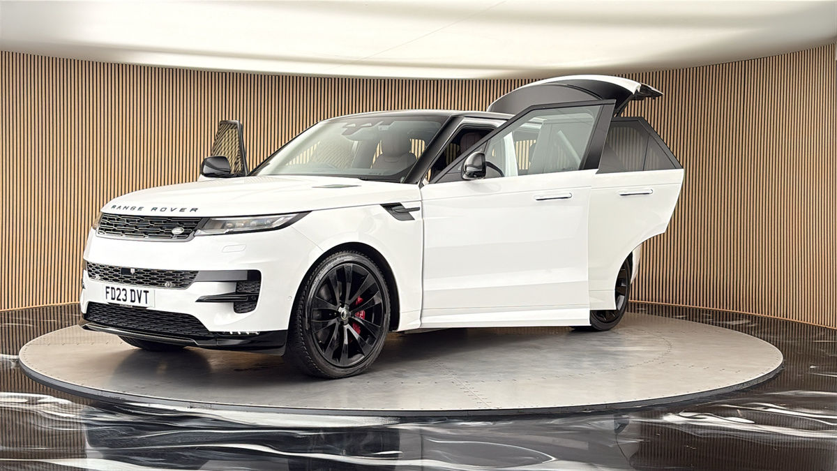 More views of Land Rover Range Rover Sport