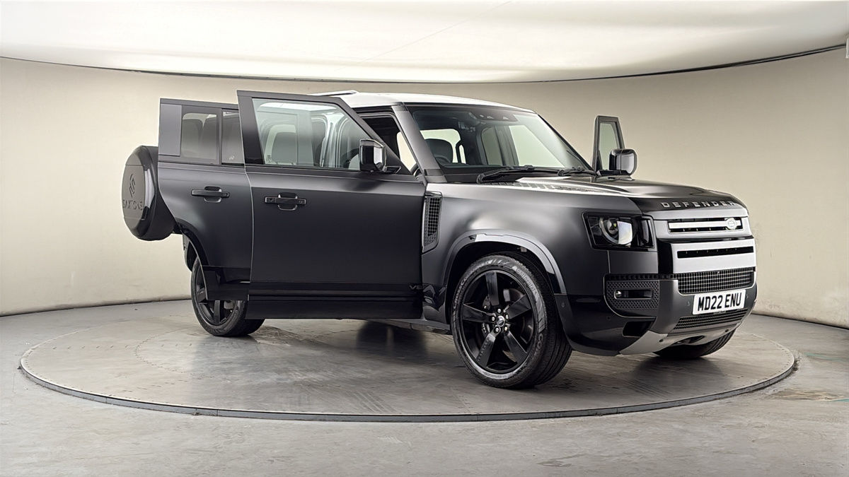More views of Land Rover Defender 110