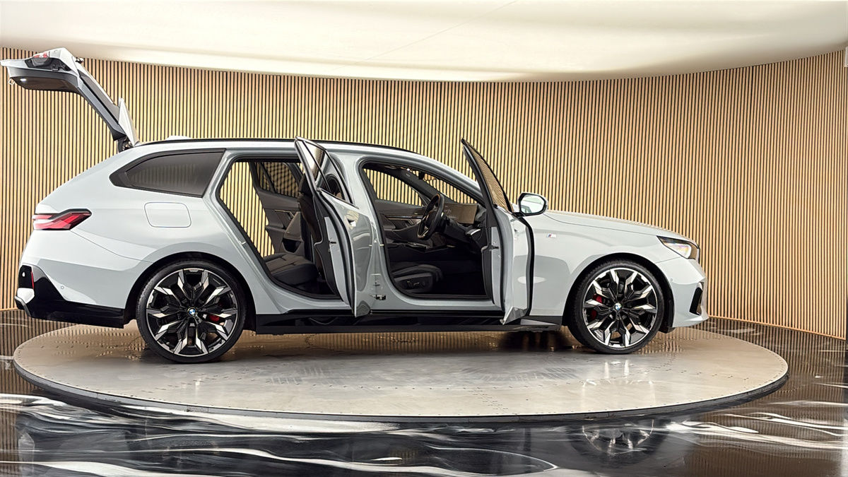 More views of BMW 5 Series