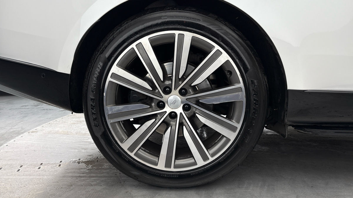 Land Rover Range Rover Image 10