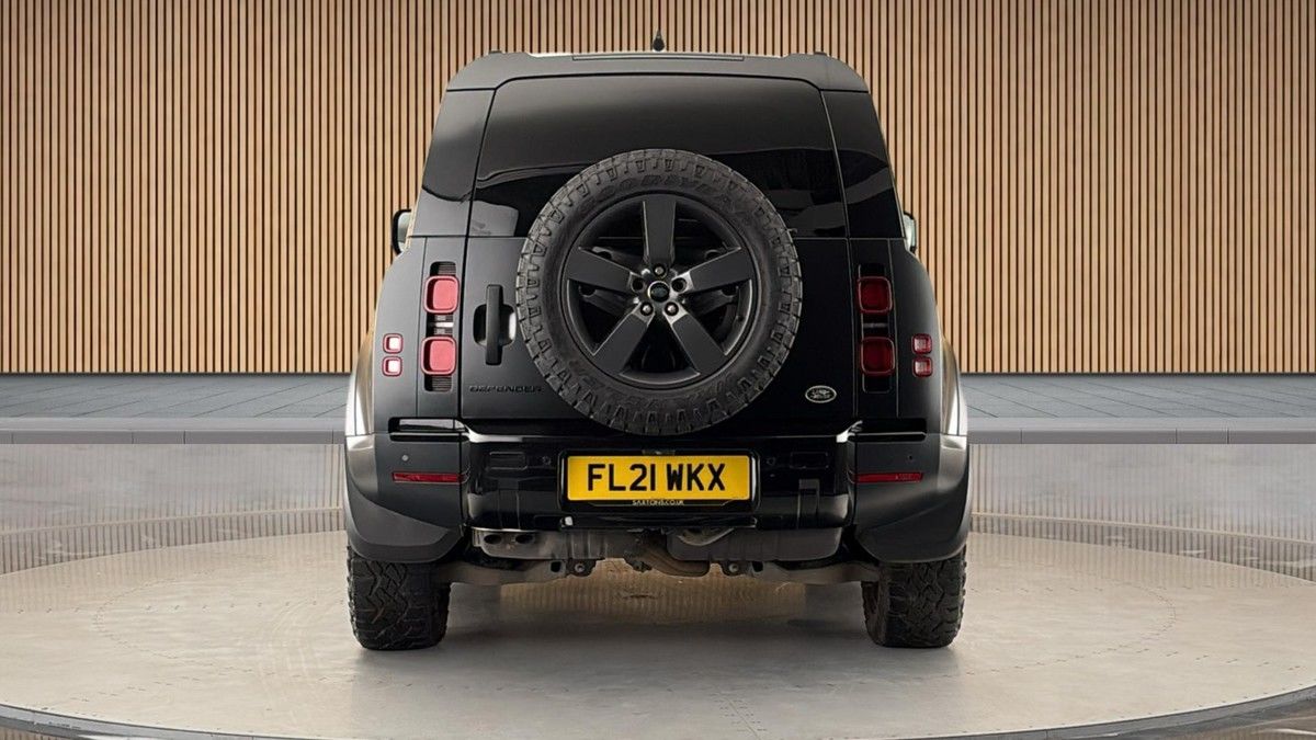 Land Rover Defender 90 Image 4
