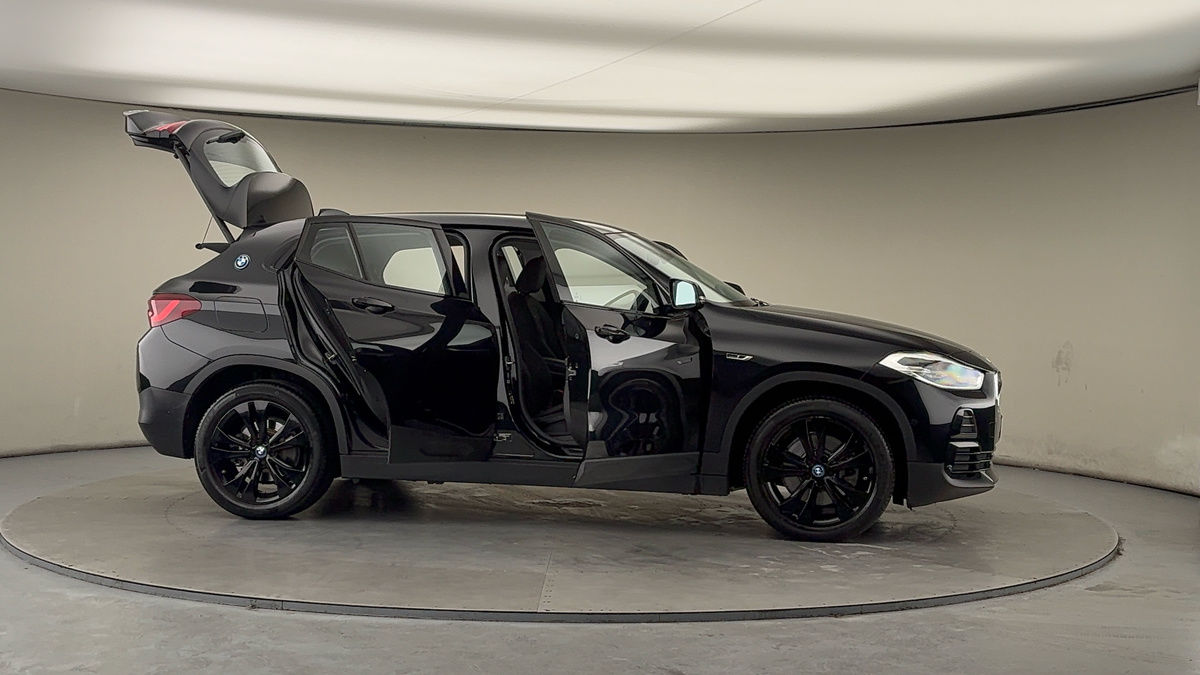 More views of BMW X2