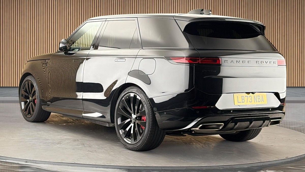 Land Rover Range Rover Sport Image 2