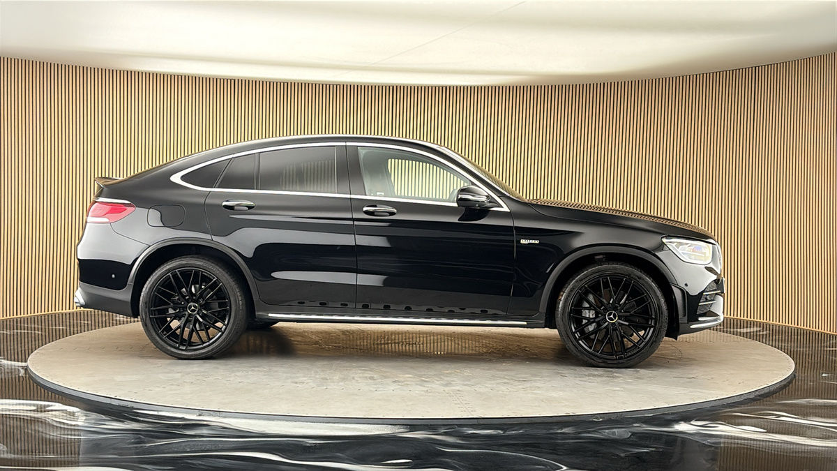 More views of Mercedes-Benz GLC