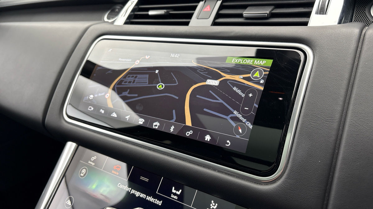 Land Rover Range Rover Sport Image 17