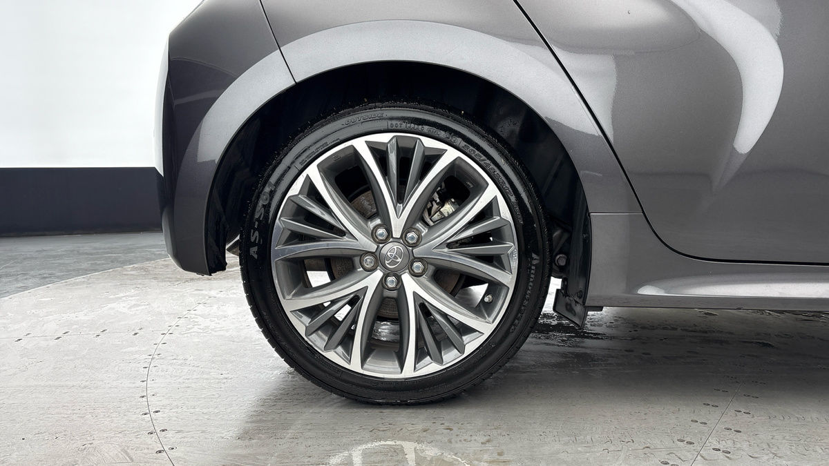 Toyota Yaris Image 10