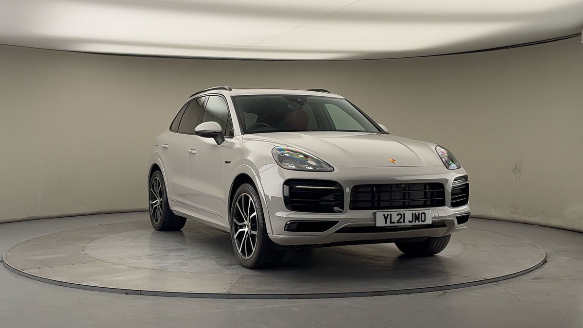 More views of Porsche Cayenne