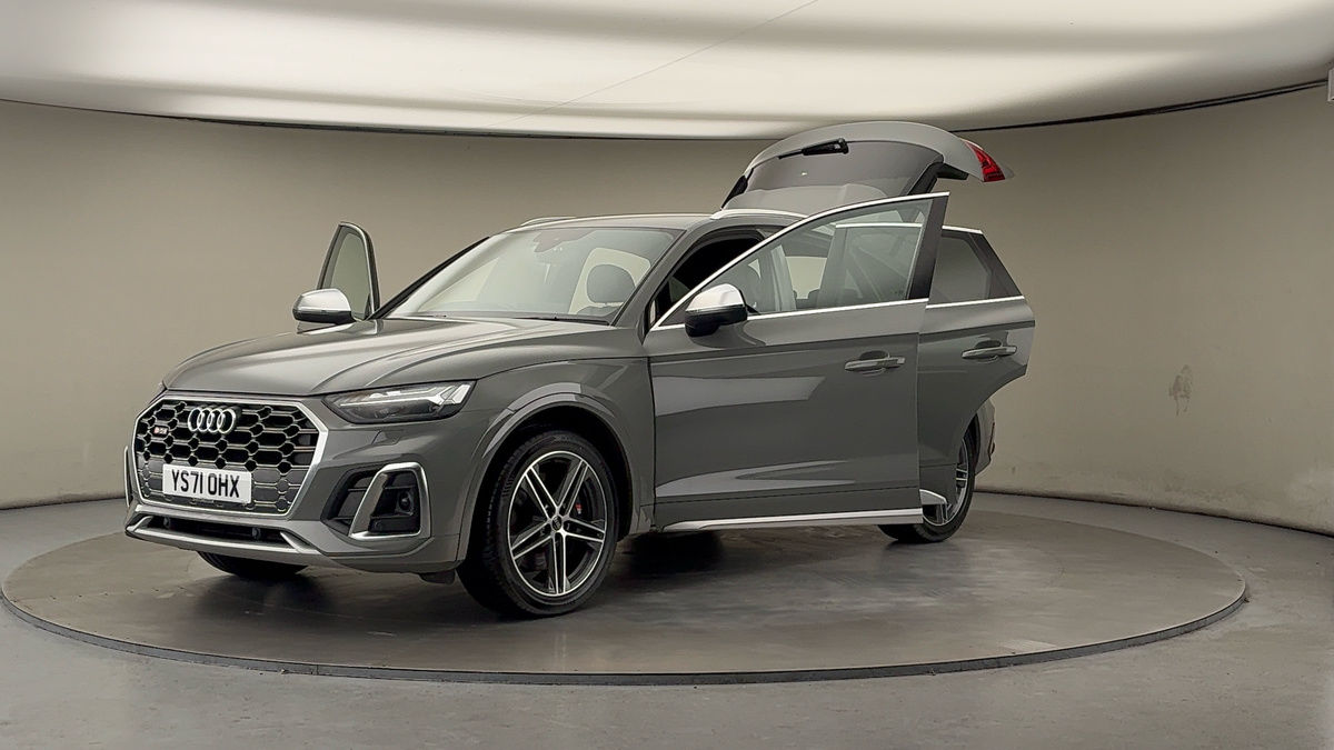 More views of Audi SQ5