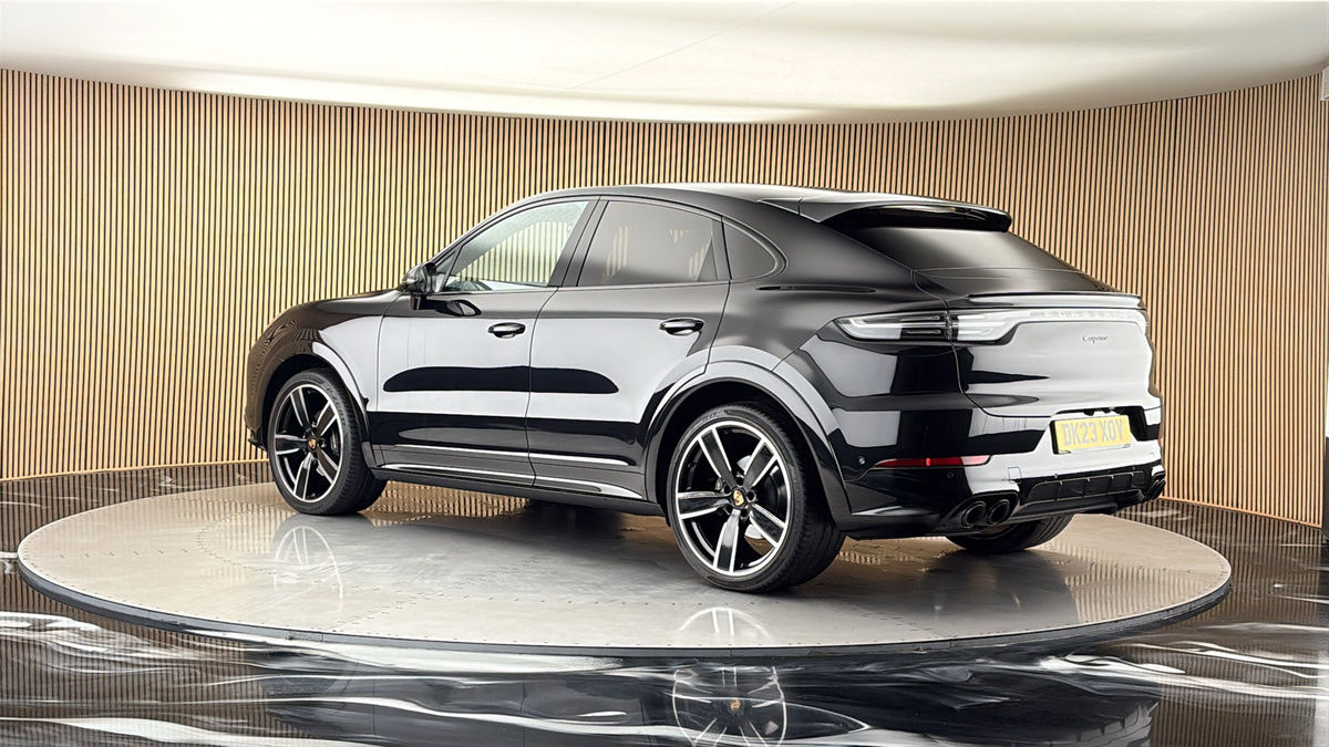 More views of Porsche Cayenne