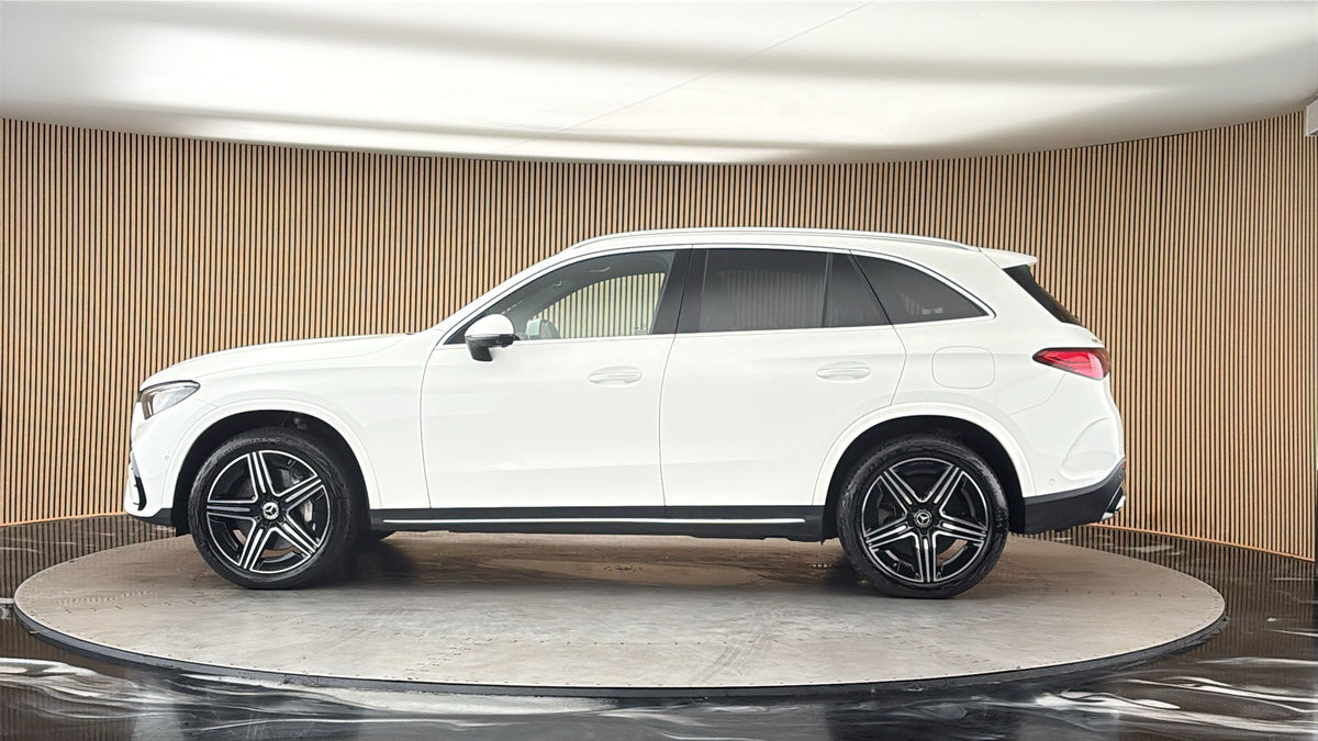 Mercedes-Benz GLC Image 15