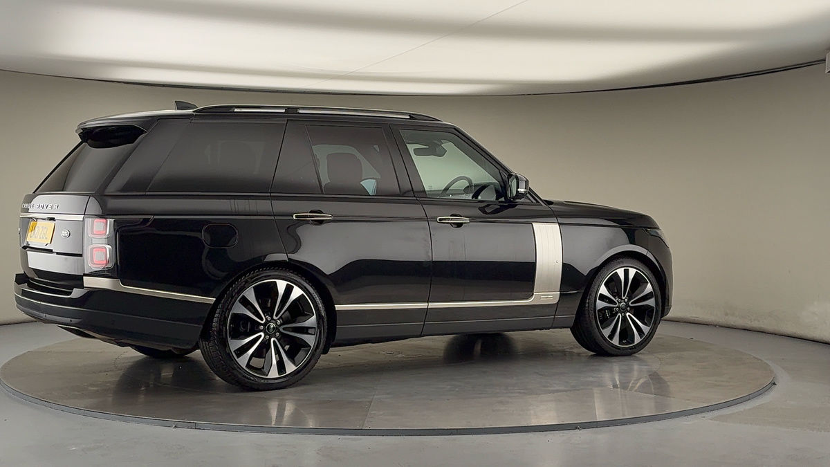 More views of Land Rover Range Rover