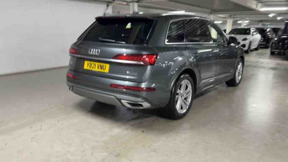 More views of Audi Q7