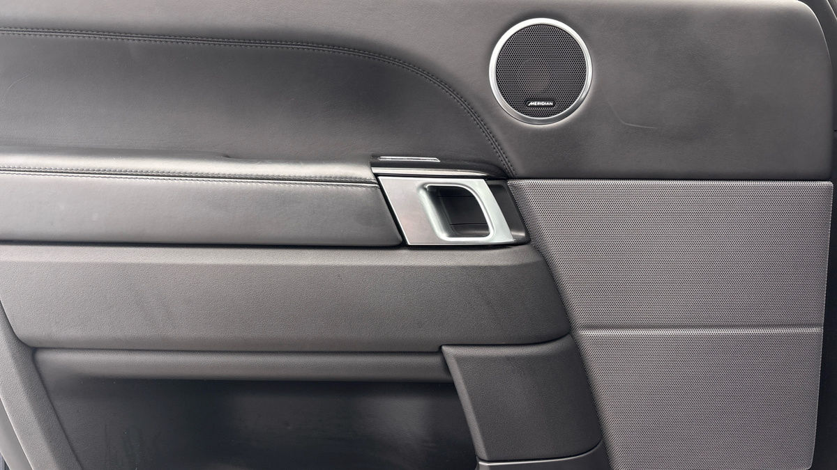 Land Rover Range Rover Sport Image 19