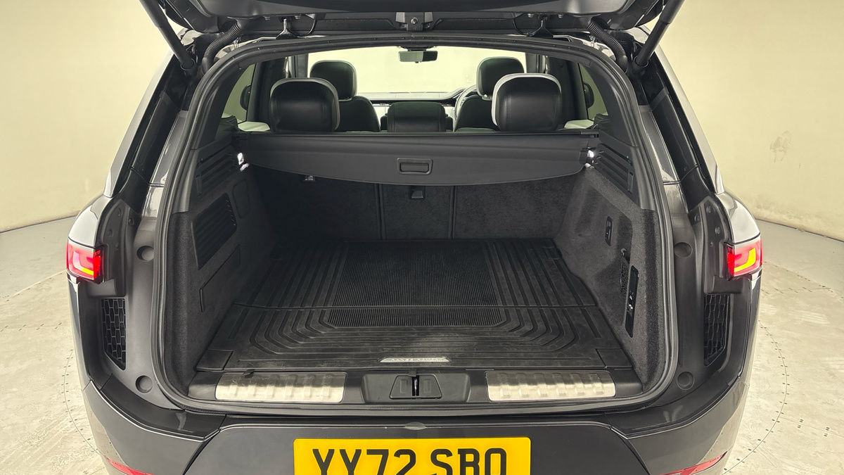 Land Rover Range Rover Sport Image 11