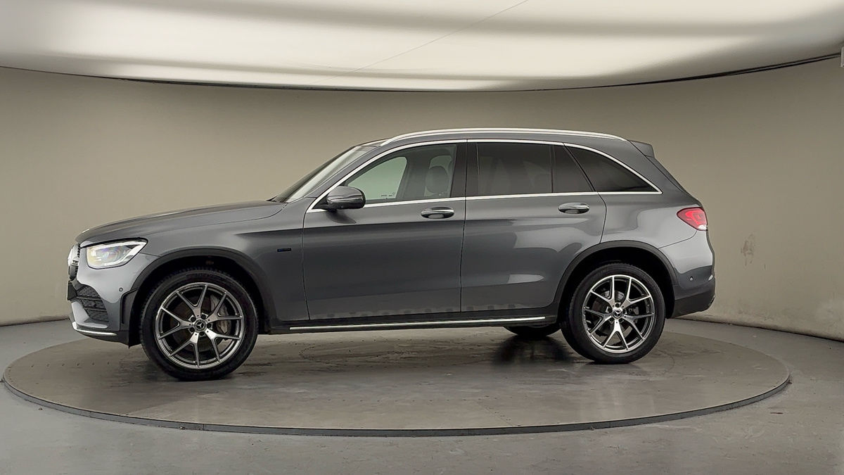 More views of Mercedes-Benz GLC