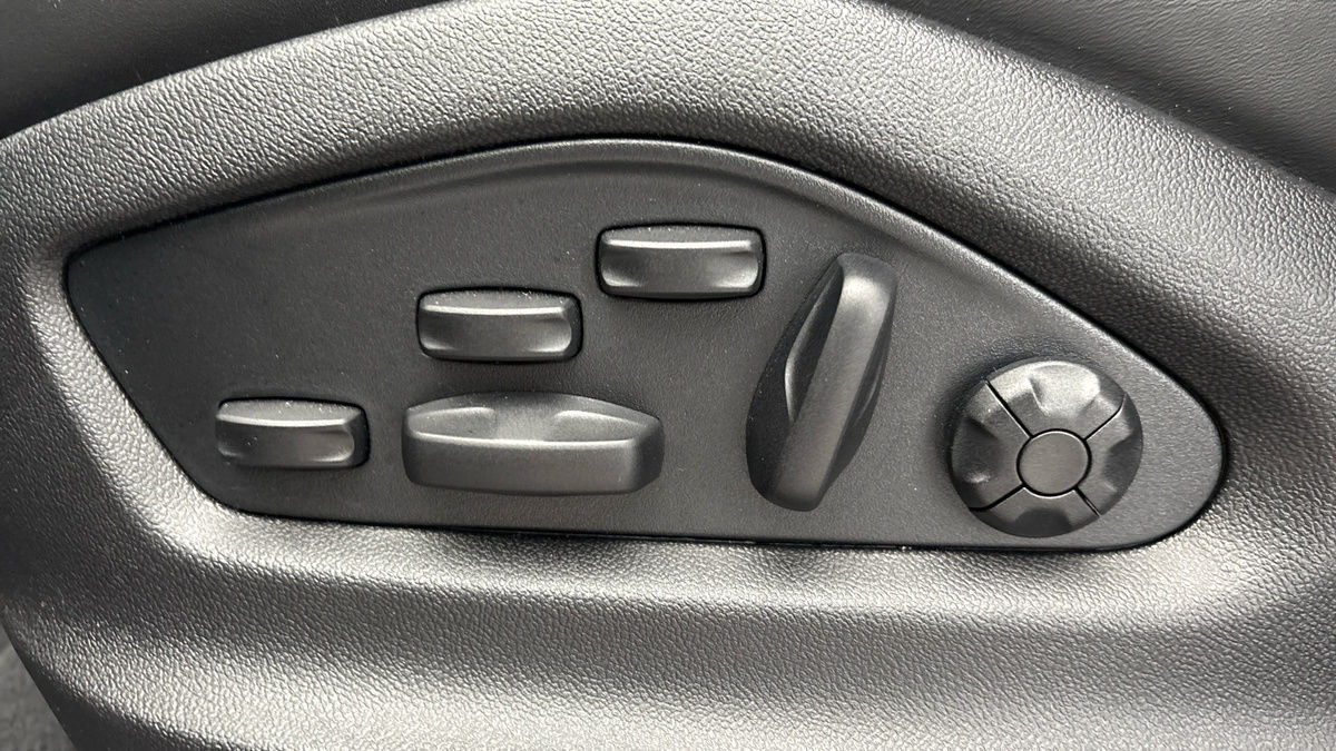 Porsche Cayenne Image 37