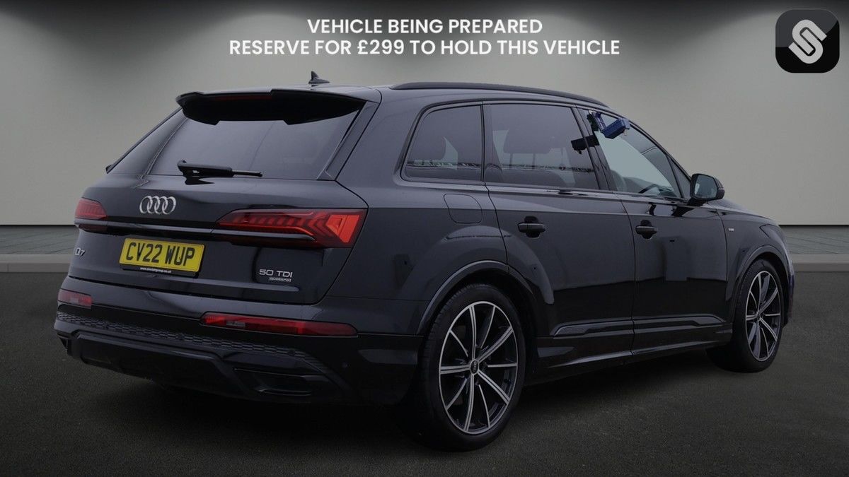 Audi Q7 Image 4