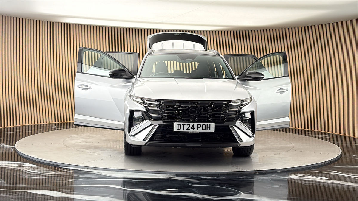 More views of Hyundai TUCSON