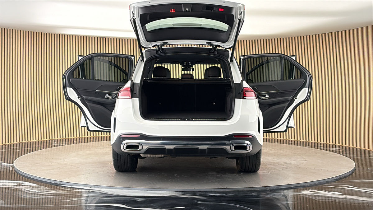 More views of Mercedes-Benz GLE